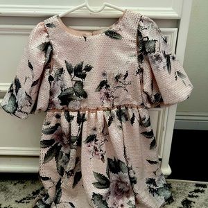 H&M Beautiful full sequin dress size 4t